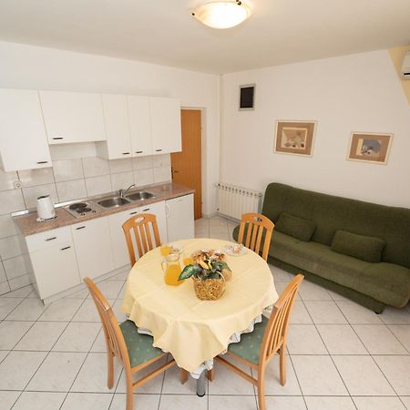 Apartments Biserka 노바야 외부 사진